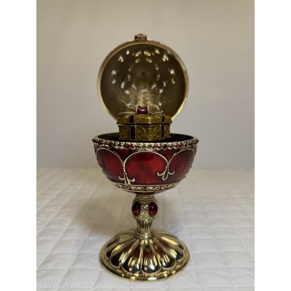 Red Jeweled Egg Music Box Hinged Trinket Box Rotating Ring Holder Enamel - Picture 8 of 11